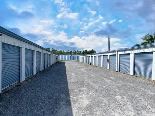 Gulf Coast Storage - 19th St storage facility exterior view