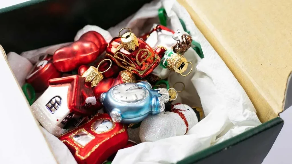 Featured image for 5 Smart Holiday Storage Tips To Keep You Organized