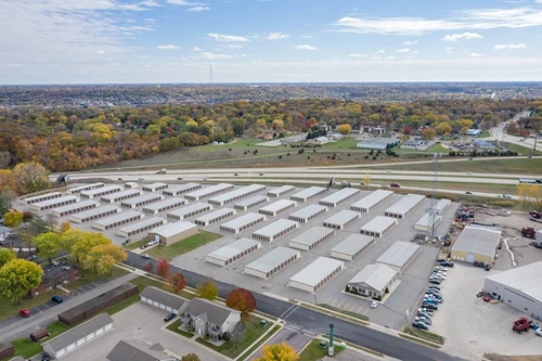 Osprey Storage Mankato storage facility exterior view
