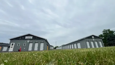 Exterior of Discount Mini Storage.